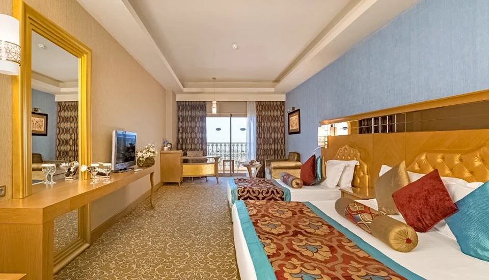 هتل رویال هالیدی پالاس آنتالیا